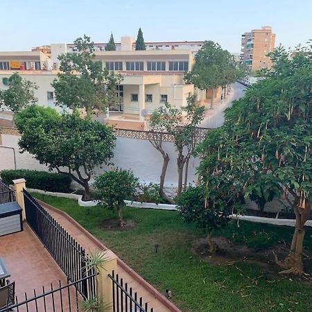 Apartamento En Carihuela Apartment ตอร์เรโมลิโนส ภายนอก รูปภาพ