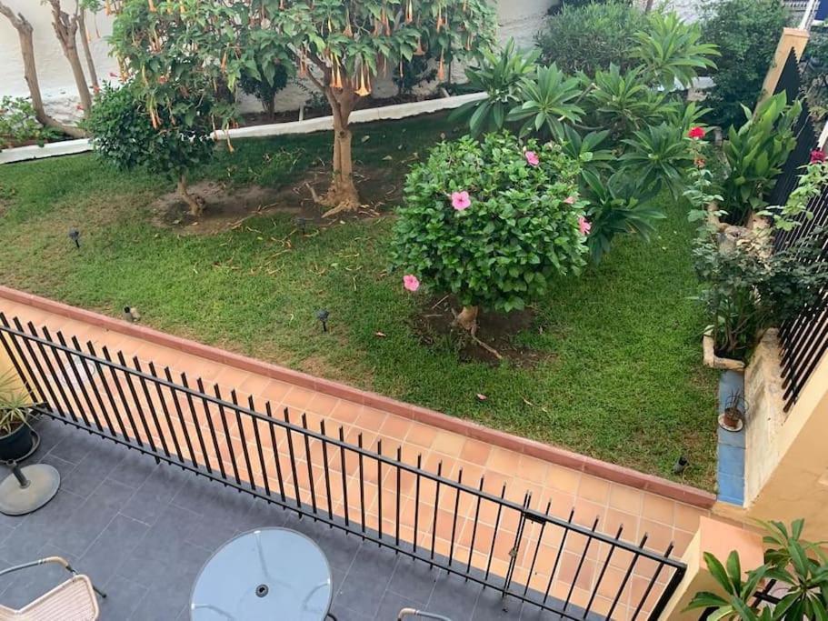Apartamento En Carihuela Apartment ตอร์เรโมลิโนส ภายนอก รูปภาพ
